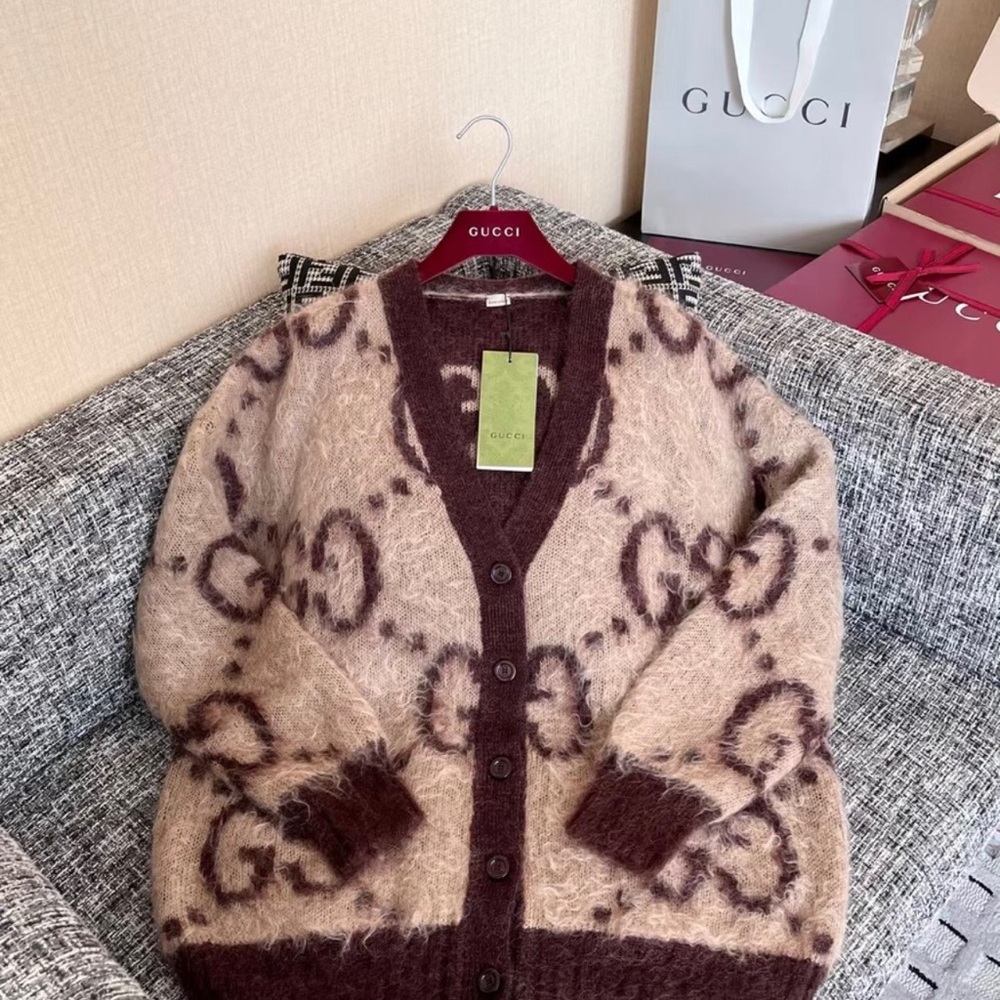 Gucci Women's Cardigan in Beige and Brown